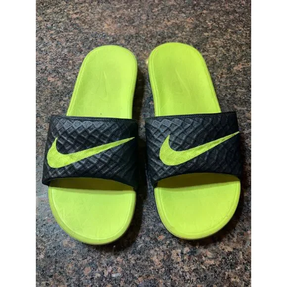 Nike Benassi Solarsoft Slides Black Volt Men's Size 10 - Picture 2 of 8